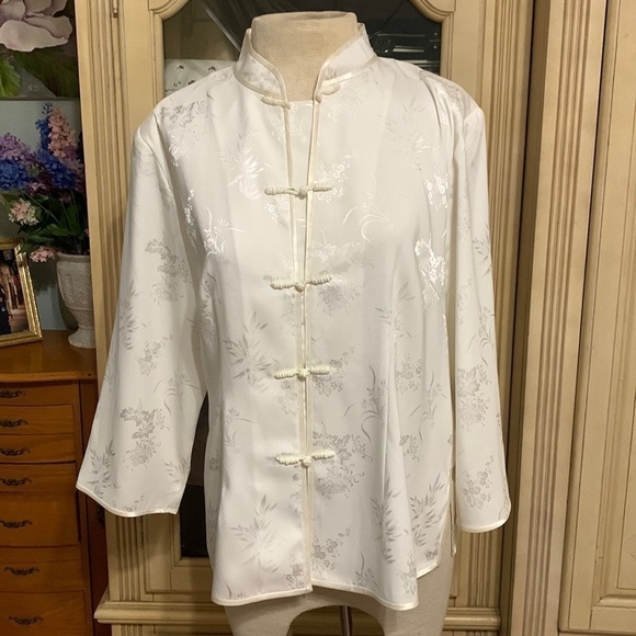 Authentic Asian Tops - Gorgeous Asian top